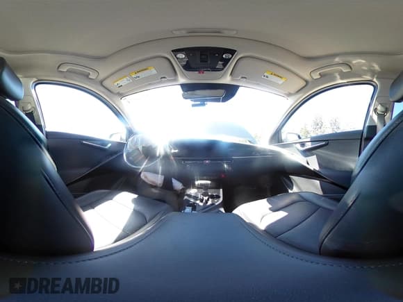 ✅ 2023 Kia Niro SX Touring • VIN: KNDCT3LEXP5084872 • Lot: 42460497. Wystawiony na IAAI z przebiegiem 77 657 mil. Bezpłatny archiwum sprzedaży aukcyjnych z USA i szczegółowy raport historii pojazdu na DreamBid. Zdjęcie 19.