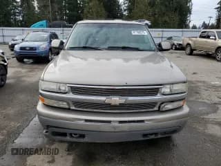 ✅ 2000 Chevrolet Suburban LS • VIN: 3GNGK26U3YG172343 • Lot: 47106575. Wystawiony na Copart z przebiegiem 339 445 mil. Bezpłatny archiwum sprzedaży aukcyjnych z USA i szczegółowy raport historii pojazdu na DreamBid. Zdjęcie 5.