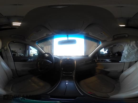 ✅ 2014 Lincoln MKZ Hybrid • VIN: 3LN6L2LU2ER805609 • Lot: 42147588. Wystawiony na IAAI z przebiegiem 81 622 mil. Bezpłatny archiwum sprzedaży aukcyjnych z USA i szczegółowy raport historii pojazdu na DreamBid. Zdjęcie 18.