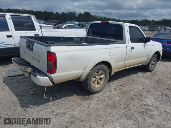 ✅ 2001 Nissan Frontier XE • VIN: 1N6DD21S61C327954 • Lot: 41944540. Listed on IAAI with 305,024 mi. Free auction sales archive from the USA and detailed vehicle history report at DreamBid. Image 4.