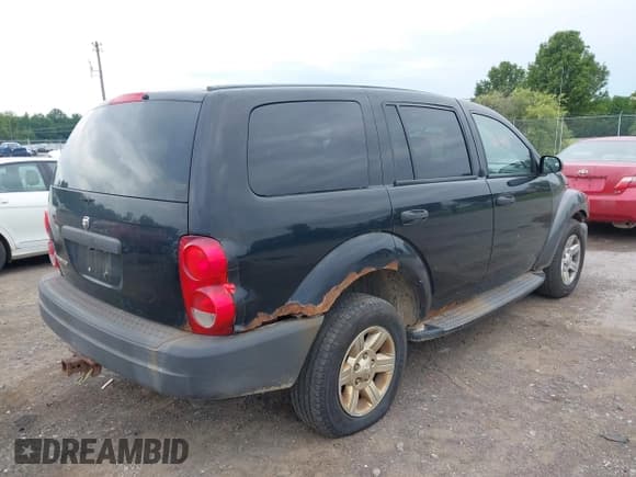 ✅ 2005 Dodge Durango SXT • VIN: 1D4HB38N05F503212 • Лот: 42614051. Опубликован ранее на IAAI с пробегом 192 155 миль. Бесплатный доступ к архиву аукционных продаж из США и подробный отчёт об истории автомобиля на DreamBid. Изображение 4.