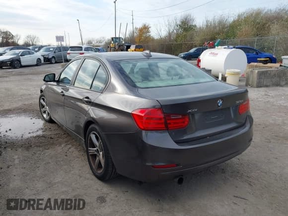 ✅ 2014 BMW 3 Series 320i xDrive • VIN: WBA3C3G58ENR25334 • Лот: 43683694. Опубликован ранее на IAAI с пробегом 108 364 миль. Бесплатный доступ к архиву аукционных продаж из США и подробный отчёт об истории автомобиля на DreamBid. Изображение 3.
