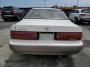 ✅ 1993 Lexus ES 300 • VIN: JT8VK13T1P0216976 • Lot: 54801875. Listed on Copart with 110,217 mi. Free auction sales archive from the USA and detailed vehicle history report at DreamBid. Image 6.