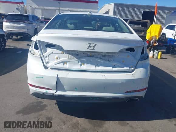 2017 Hyundai Sonata 2.4L with VIN 5NPE24AF7HH531415, listed as a IAAI auction lot 43476718 with 98,654 mi miles and . Bid and sale history available at DreamBid. Image 6.