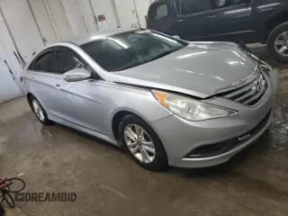 ✅ 2014 Hyundai Sonata GLS • VIN: 5NPEB4AC4EH893901 • Lot: 68319704. Listed on Copart with 154,823 mi. Free auction sales archive from the USA and detailed vehicle history report at DreamBid. Image 4.