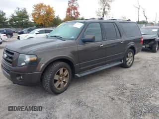 ✅ 2009 Ford Expedition Max Limited • VIN: 1FMFK205X9LA05628 • Лот: 43568130. Опубликован ранее на IAAI с пробегом 217 844 миль. Бесплатный доступ к архиву аукционных продаж из США и подробный отчёт об истории автомобиля на DreamBid. Изображение 2.