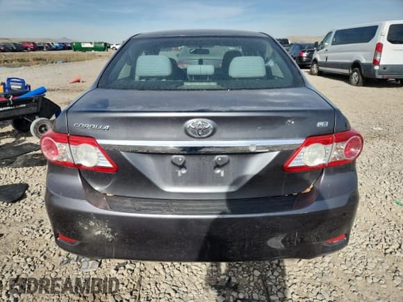 ✅ 2012 Toyota Corolla LE • VIN: 2T1BU4EE2CC816579 • Lot: 91933335. Wystawiony na Copart z przebiegiem 129 719 mil. Bezpłatny archiwum sprzedaży aukcyjnych z USA i szczegółowy raport historii pojazdu na DreamBid. Zdjęcie 6.