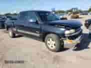 ✅ 2000 Chevrolet Silverado 1500 LS • VIN: 2GCEC19T7Y1374850 • Lot: 68929524. Wystawiony na Copart z przebiegiem 426 938 mil mil. Skorzystaj z bezpłatnego archiwum sprzedaży aukcyjnych z USA i zobacz szczegółowy raport historii pojazdu na DreamBid. Zdjęcie 4.