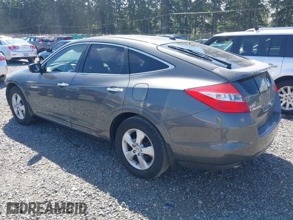✅ 2011 Honda Crosstour EX • VIN: 5J6TF1H34BL002247 • Lot: 42989007. Wystawiony na IAAI z przebiegiem 140 701 mil. Bezpłatny archiwum sprzedaży aukcyjnych z USA i szczegółowy raport historii pojazdu na DreamBid. Zdjęcie 3.