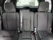 ✅ 2017 Ford Expedition XLT • VIN: 1FMJU1HTXHEA12275 • Lot: 43928405. Wystawiony na Copart z przebiegiem 125 199 mil. Bezpłatny archiwum sprzedaży aukcyjnych z USA i szczegółowy raport historii pojazdu na DreamBid. Zdjęcie 10.