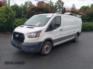 ✅ 2021 Ford Transit Cargo • VIN: 1FTYE1Y8XMKA75092 • Lot: 42935679. Wystawiony na IAAI z przebiegiem 97 414 mil. Bezpłatny archiwum sprzedaży aukcyjnych z USA i szczegółowy raport historii pojazdu na DreamBid. Zdjęcie 17.