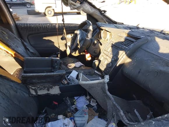 ✅ 2010 Mazda CX-9 Sport • VIN: JM3TB2MVXA0208212 • Lot: 41053057. Listed on IAAI with 140,000 mi. Free auction sales archive from the USA and detailed vehicle history report at DreamBid. Image 5.