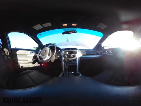 ✅ 2014 Ford Explorer XLT • VIN: 1FM5K7D86EGA01091 • Lot: 43725459. Wystawiony na IAAI z przebiegiem 203 720 mil. Bezpłatny archiwum sprzedaży aukcyjnych z USA i szczegółowy raport historii pojazdu na DreamBid. Zdjęcie 19.