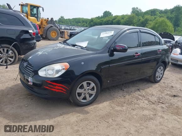 ✅ 2010 Hyundai Accent GLS • VIN: KMHCN4AC1AU434139 • Лот: 42484141. Опубликован ранее на IAAI с пробегом 82 928 миль. Бесплатный доступ к архиву аукционных продаж из США и подробный отчёт об истории автомобиля на DreamBid. Изображение 2.