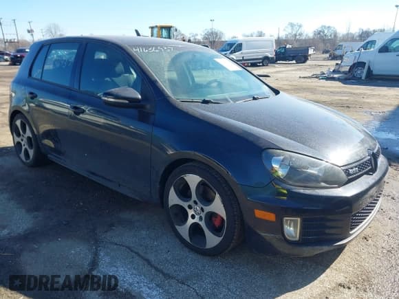 ✅ 2012 Volkswagen Golf GTI Autobahn • VIN: WVWGV7AJ1CW080233 • Lot: 41636937. Wystawiony na IAAI z przebiegiem 185 317 mil. Bezpłatny archiwum sprzedaży aukcyjnych z USA i szczegółowy raport historii pojazdu na DreamBid. Zdjęcie 1.