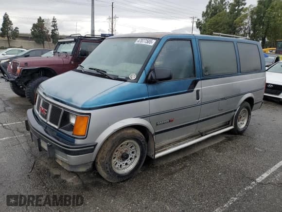 ✅ 1992 GMC Safari • VIN: 1GDDM19Z1NB517764 • Lot: 47877585. Listed on Copart with 42,769 mi. Free auction sales archive from the USA and detailed vehicle history report at DreamBid. Image 1.