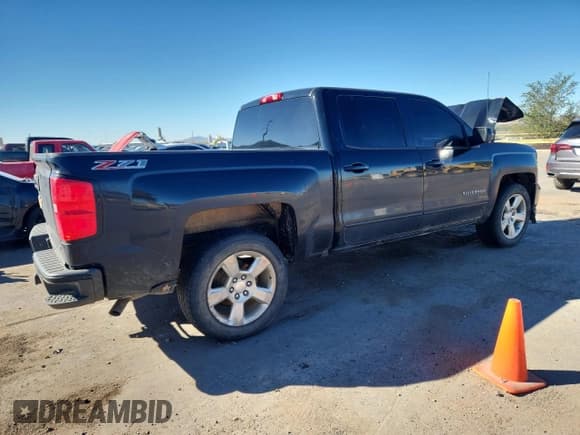 ✅ 2017 Chevrolet Silverado 1500 LT • VIN: 3GCUKREC8HG377976 • Lot: 86156325. Listed on Copart with 288,950 mi. Free auction sales archive from the USA and detailed vehicle history report at DreamBid. Image 3.