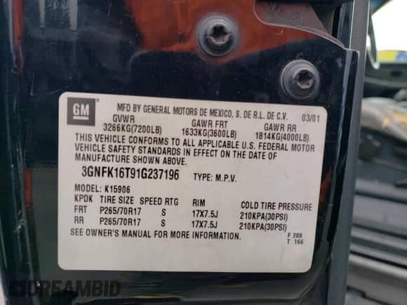 2001 Chevrolet Suburban LT с VIN 3GNFK16T91G237196, выставлен на аукционе Copart как лот 81574134 с пробегом 275 571 миль миль и Списание • Salvage title. История ставок и продаж доступна на DreamBid. Изображение 13.