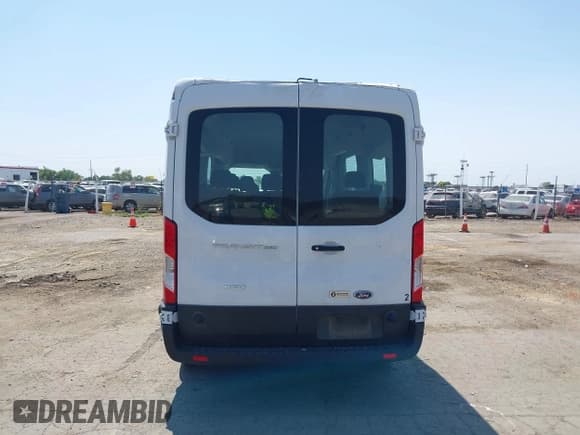 ✅ 2023 Ford Transit Passenger XL • VIN: 1FBAX2CG7PKC04821 • Lot: 42379783. Listed on IAAI with 15,909 mi. Free auction sales archive from the USA and detailed vehicle history report at DreamBid. Image 16.