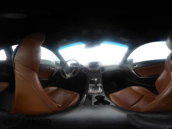 ✅ 2013 Hyundai Genesis Coupe Grand Touring • VIN: KMHHU6KJ9DU093675 • Lot: 43677074. Wystawiony na IAAI z przebiegiem 192 721 mil. Bezpłatny archiwum sprzedaży aukcyjnych z USA i szczegółowy raport historii pojazdu na DreamBid. Zdjęcie 18.