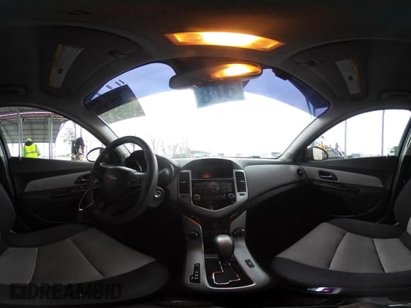 ✅ 2013 Chevrolet Cruze LS • VIN: 1G1PA5SG2D7136543 • Лот: 43757431. Опубликован ранее на IAAI с пробегом 85 735 миль. Бесплатный доступ к архиву аукционных продаж из США и подробный отчёт об истории автомобиля на DreamBid. Изображение 18.