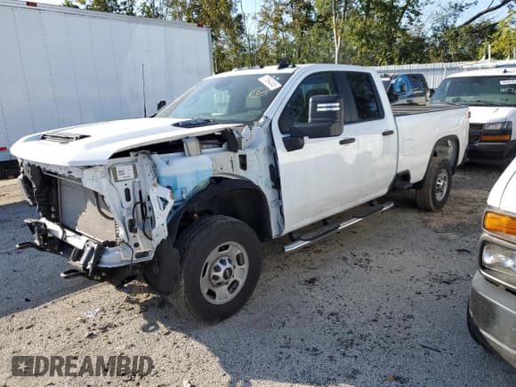 ✅ 2025 Chevrolet Silverado 2500HD • VIN: 1GC5KLE79SF179923 • Lot: 81564345. Wystawiony na Copart z przebiegiem 12 644 mil. Bezpłatny archiwum sprzedaży aukcyjnych z USA i szczegółowy raport historii pojazdu na DreamBid. Zdjęcie 1.