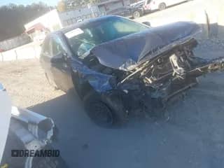 2016 Toyota Camry XLE z VIN 4T1BD1FK9GU178421, wystawiony jako IAAI lot #43455278 z przebiegiem 152 857 mil mil oraz . Historia ofert i sprzedaży dostępna na DreamBid. Obrazek 1.