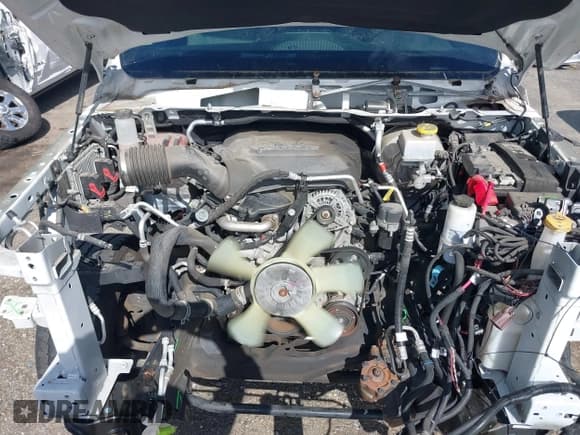 ✅ 2022 Ram 2500 Tradesman • VIN: 3C6MR5AJ3NG139397 • Lot: 43267574. Wystawiony na IAAI z przebiegiem 36 655 mil. Bezpłatny archiwum sprzedaży aukcyjnych z USA i szczegółowy raport historii pojazdu na DreamBid. Zdjęcie 10.