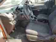 2013 Chevrolet Sonic LT с VIN 1G1JD6SB4D4178379, выставлен на аукционе Copart как лот 69050684 с пробегом 76 273 миль миль и Списание • Salvage title. История ставок и продаж доступна на DreamBid. Изображение 7.