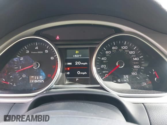 ✅ 2015 Audi Q7 Premium Plus • VIN: WA1LGAFE4FD030454 • Lot: 43647798. Wystawiony na IAAI z przebiegiem 161 147 mil. Bezpłatny archiwum sprzedaży aukcyjnych z USA i szczegółowy raport historii pojazdu na DreamBid. Zdjęcie 7.