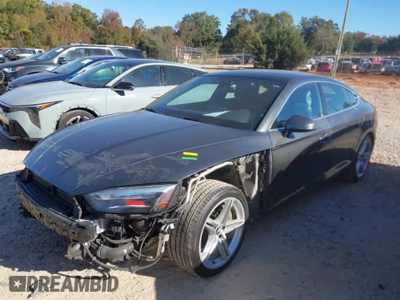 ✅ 2021 Audi A5 Sportback S line Premium • VIN: WAUDACF5XMA044247 • Лот: 43493181. Опубликован ранее на IAAI с пробегом 79 984 миль. Бесплатный доступ к архиву аукционных продаж из США и подробный отчёт об истории автомобиля на DreamBid. Изображение 2.