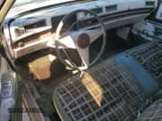 ✅ 1974 Cadillac DeVille • VIN: 6D49R4Q224803 • Lot: 90355995. Wystawiony na Copart z przebiegiem 95 660 mil. Bezpłatny archiwum sprzedaży aukcyjnych z USA i szczegółowy raport historii pojazdu na DreamBid. Zdjęcie 8.