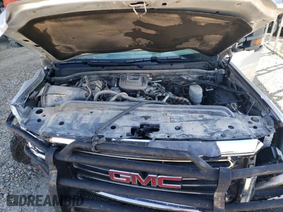 ✅ 2016 GMC Sierra 3500 • VIN: 1GD42VC80GF241506 • Lot: 80291735. Wystawiony na Copart z przebiegiem 189 823 mil. Bezpłatny archiwum sprzedaży aukcyjnych z USA i szczegółowy raport historii pojazdu na DreamBid. Zdjęcie 11.