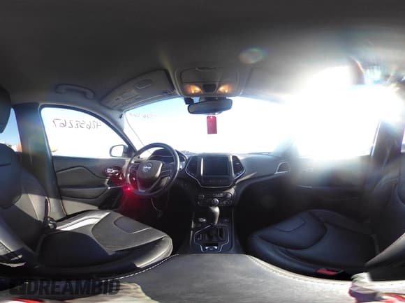 ✅ 2021 Jeep Cherokee 80th Anniversary • VIN: 1C4PJMMN2MD140459 • Lot: 42658267. Listed on IAAI with 39,907 mi. Free auction sales archive from the USA and detailed vehicle history report at DreamBid. Image 18.