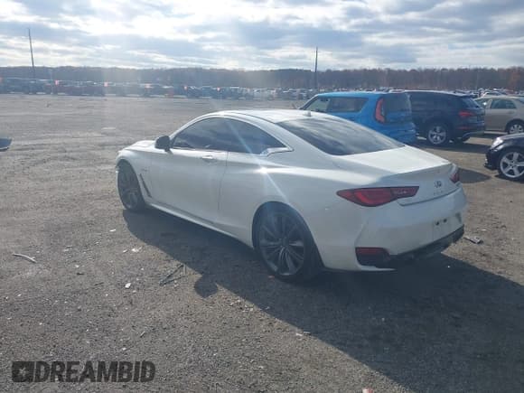 ✅ 2018 Infiniti Q60 Red Sport 400 • VIN: JN1FV7EL9JM631222 • Lot: 43663970. Listed on IAAI with 80,541 mi. Free auction sales archive from the USA and detailed vehicle history report at DreamBid. Image 3.