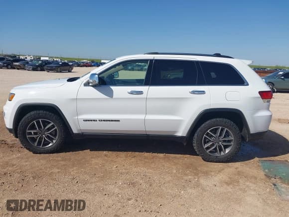 ✅ 2020 Jeep Grand Cherokee Limited X • VIN: 1C4RJFBG0LC417980 • Lot: 41996543. Listed on IAAI with 58,281 mi. Free auction sales archive from the USA and detailed vehicle history report at DreamBid. Image 14.