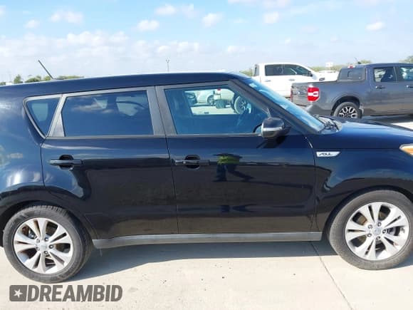 ✅ 2016 Kia Soul + • VIN: KNDJX3A51G7370418 • Lot: 43243176. Wystawiony na IAAI z przebiegiem 96 940 mil. Bezpłatny archiwum sprzedaży aukcyjnych z USA i szczegółowy raport historii pojazdu na DreamBid. Zdjęcie 13.