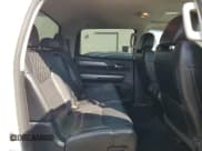 ✅ 2017 Toyota Tundra SR5 • VIN: 5TFGY5F16HX215504 • Lot: 73523334. Wystawiony na Copart z przebiegiem 138 867 mil. Bezpłatny archiwum sprzedaży aukcyjnych z USA i szczegółowy raport historii pojazdu na DreamBid. Zdjęcie 10.