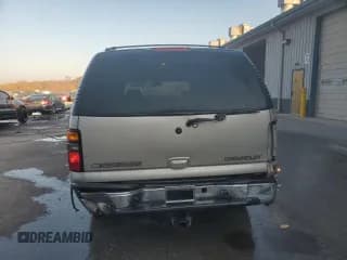 ✅ 2005 Chevrolet Suburban LS • VIN: 3GNFK16Z75G127872 • Lot: 77887864. Wystawiony na Copart z przebiegiem 201 471 mil. Bezpłatny archiwum sprzedaży aukcyjnych z USA i szczegółowy raport historii pojazdu na DreamBid. Zdjęcie 6.