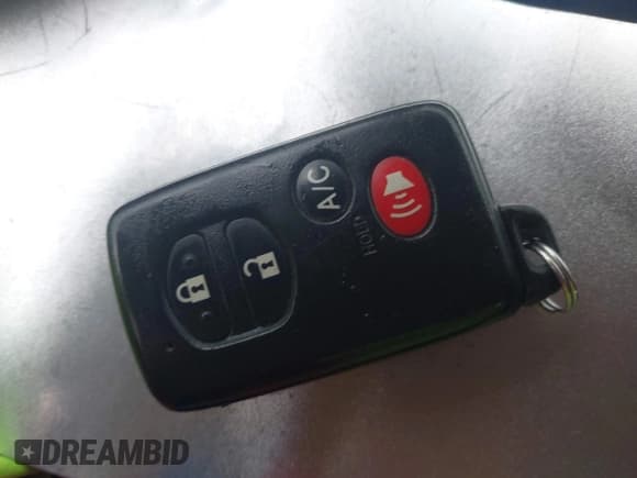 ✅ 2012 Toyota Prius • VIN: JTDKN3DP8C3012273 • Lot: 43727793. Listed on IAAI with 260,153 mi. Free auction sales archive from the USA and detailed vehicle history report at DreamBid. Image 11.