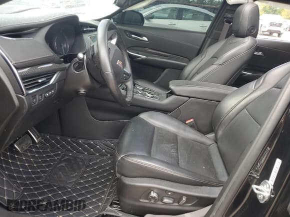 ✅ 2023 Cadillac XT4 FWD Sport • VIN: 1GYFZER43PF207860 • Лот: 86792315. Опубликован ранее на Copart с пробегом 38 761 миль. Бесплатный доступ к архиву аукционных продаж из США и подробный отчёт об истории автомобиля на DreamBid. Изображение 7.