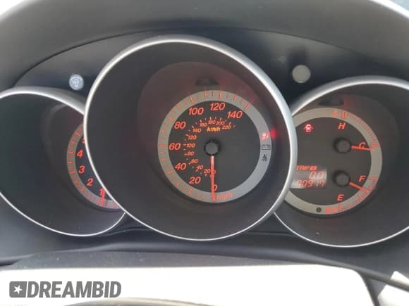 ✅ 2004 Mazda 3 s • VIN: JM1BK323941179702 • Lot: 66880545. Listed on Copart with 70,917 mi. Free auction sales archive from the USA and detailed vehicle history report at DreamBid. Image 9.