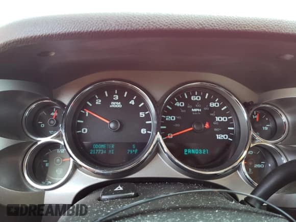 ✅ 2009 Chevrolet Silverado 1500 LT • VIN: 1GCEC29J19Z191943 • Lot: 74567984. Listed on Copart with 217,734 mi. Free auction sales archive from the USA and detailed vehicle history report at DreamBid. Image 9.