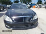 ✅ 2007 Mercedes-Benz S 550 • VIN: WDDNG71X67A144300 • Lot: 87011305. Wystawiony na Copart z przebiegiem 185 271 mil. Bezpłatny archiwum sprzedaży aukcyjnych z USA i szczegółowy raport historii pojazdu na DreamBid. Zdjęcie 5.