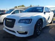 ✅ 2018 Chrysler 300 S • VIN: 2C3CCABG8JH261530 • Lot: 43741017. Listed on IAAI with 91,094 mi. Free auction sales archive from the USA and detailed vehicle history report at DreamBid. Image 2.