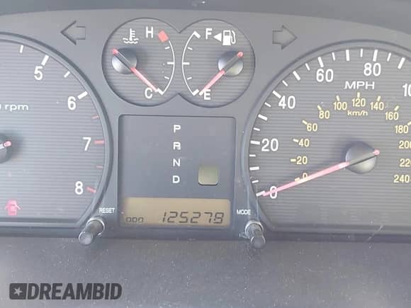 2004 Hyundai Sonata GLS z VIN KMHWF35H34A971076, wystawiony jako IAAI lot #41817272 z przebiegiem 125 278 mil mil oraz . Historia ofert i sprzedaży dostępna na DreamBid. Obrazek 15.