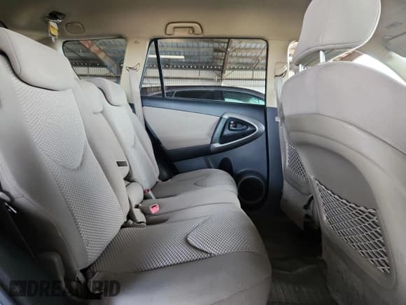 ✅ 2008 Toyota RAV4 Limited • VIN: JTMZD34V685100654 • Lot: 89595945. Listed on Copart with 189,097 mi. Free auction sales archive from the USA and detailed vehicle history report at DreamBid. Image 11.