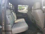 ✅ 2021 Chevrolet Silverado 1500 LTZ • VIN: 3GCPWEED1MG323948 • Lot: 71761964. Wystawiony na Copart z przebiegiem 61 824 mil. Bezpłatny archiwum sprzedaży aukcyjnych z USA i szczegółowy raport historii pojazdu na DreamBid. Zdjęcie 10.