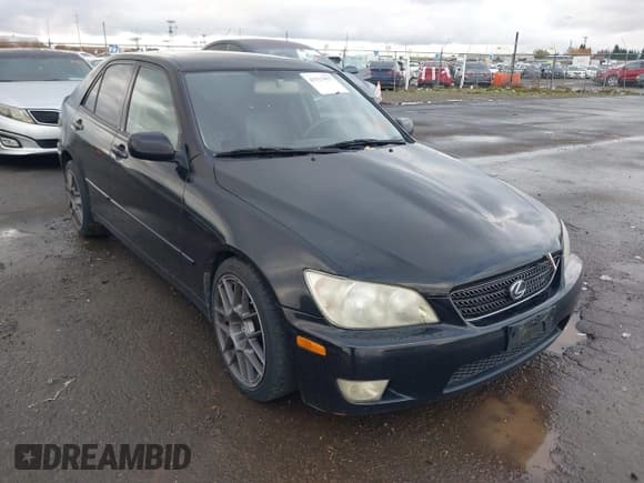 ✅ 2002 Lexus IS 300/350 • VIN: JTHBD192220049564 • Lot: 43767857. Listed on IAAI with 166,263 mi. Free auction sales archive from the USA and detailed vehicle history report at DreamBid. Image 1.