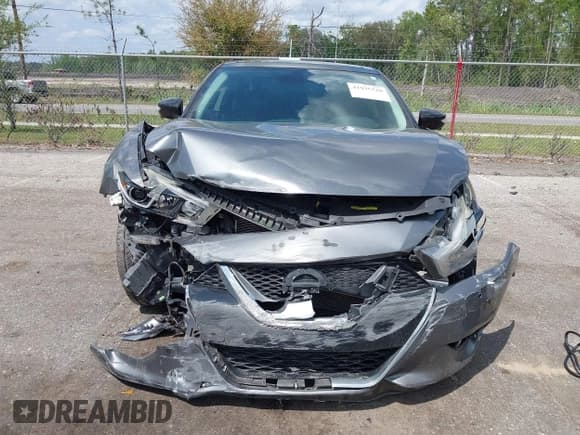 ✅ 2017 Nissan Maxima S • VIN: 1N4AA6AP6HC430163 • Lot: 41935320. Listed on IAAI with 64,431 mi. Free auction sales archive from the USA and detailed vehicle history report at DreamBid. Image 6.